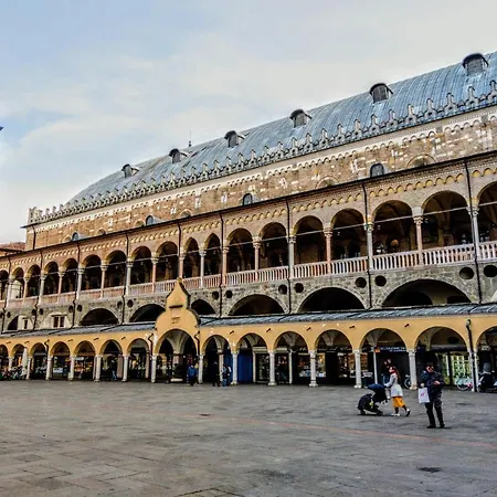 Casa Camilla 4* Padua