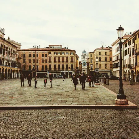 B＆b カーサ カミラ