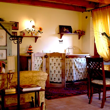 Casa Camilla 4*