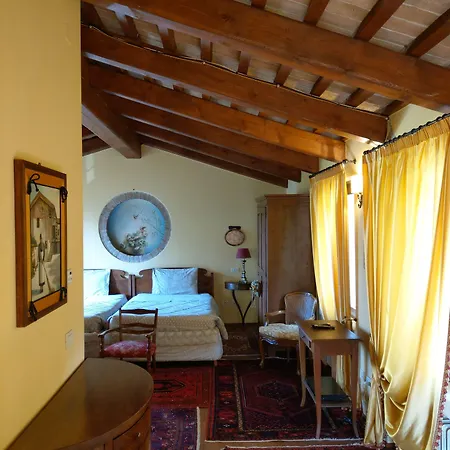 Bed & Breakfast Casa Camilla 4*