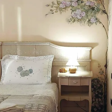 Casa Camilla Bed and breakfast 4*